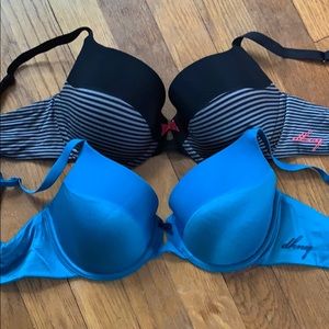 2 DKNY bras